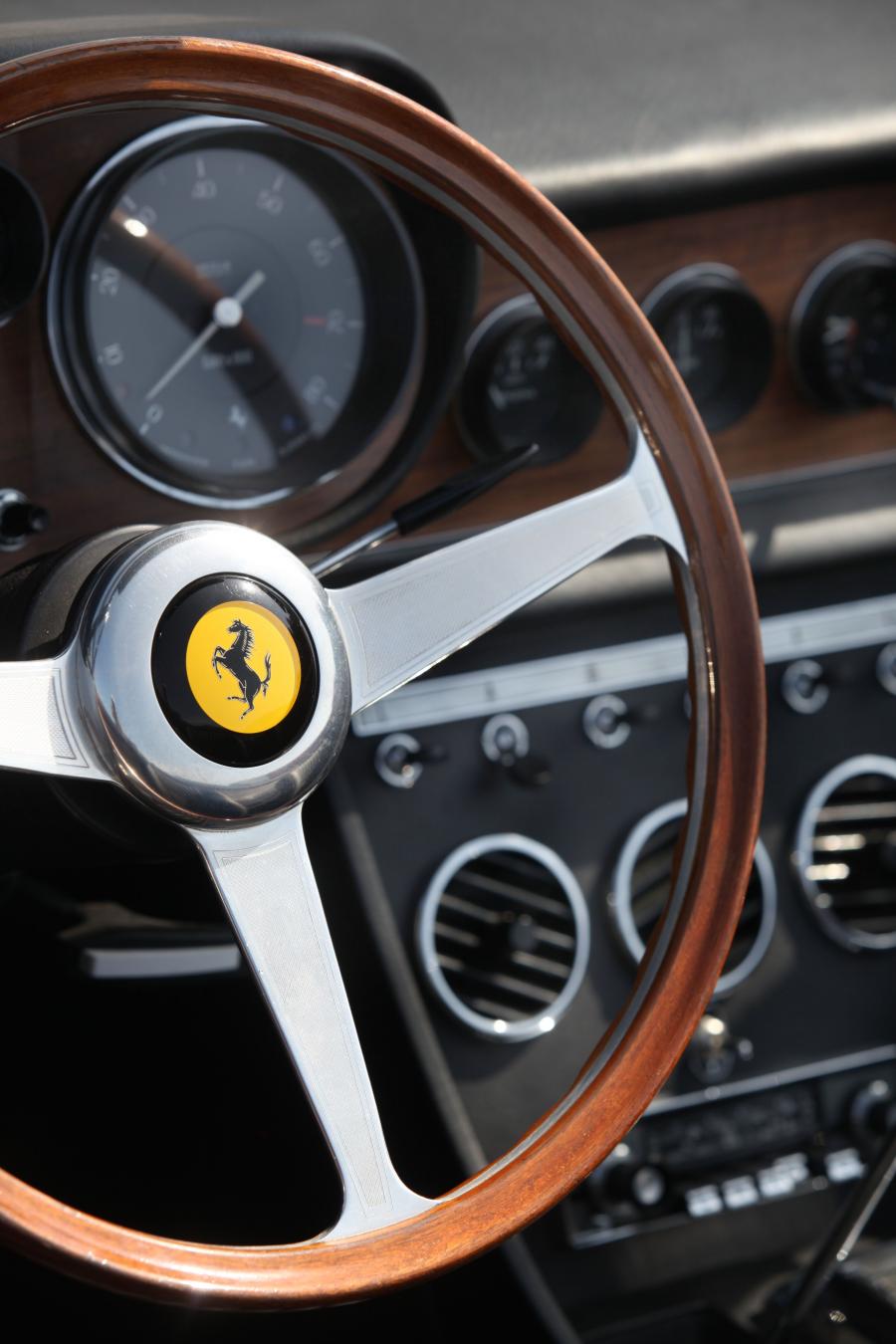  Ferrari 330 GTS 1967 года  (фото 72 из 102)